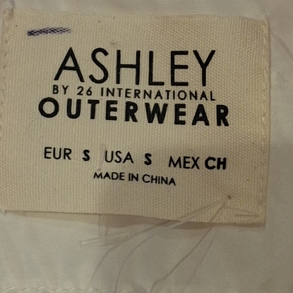 NWT Ashley By 26 International Women's Pink & White Bomber Jacket Size S - Picture 9 of 10
